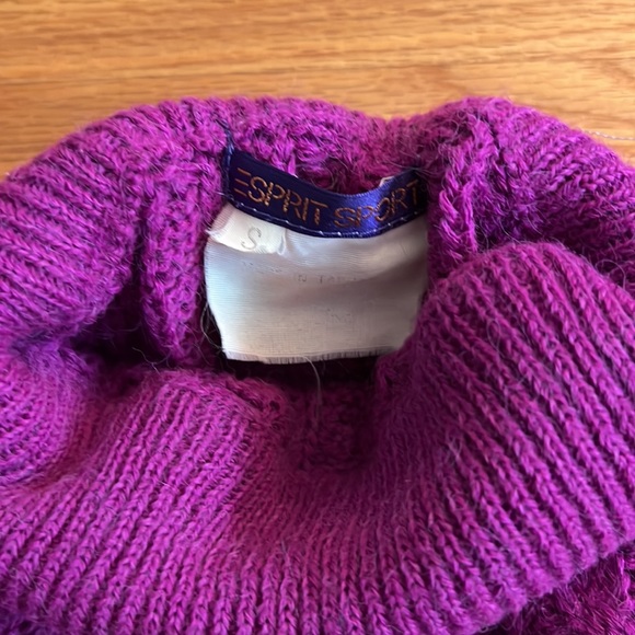 Vintage Oversized Purple Knit Sweater - Picture 5 of 7